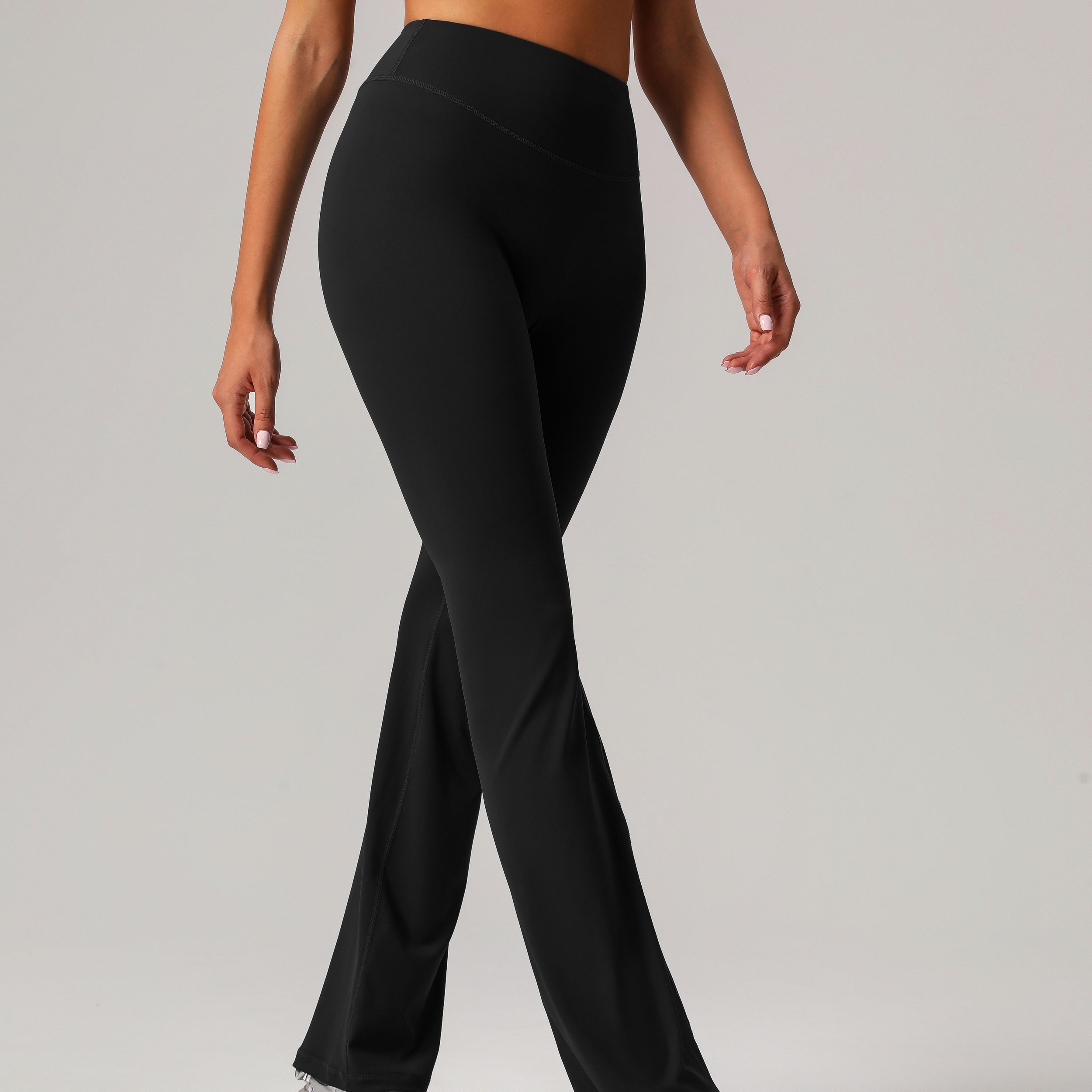 High-Waist Flared Activewear Pants – Stretch Fit & Sleek Design