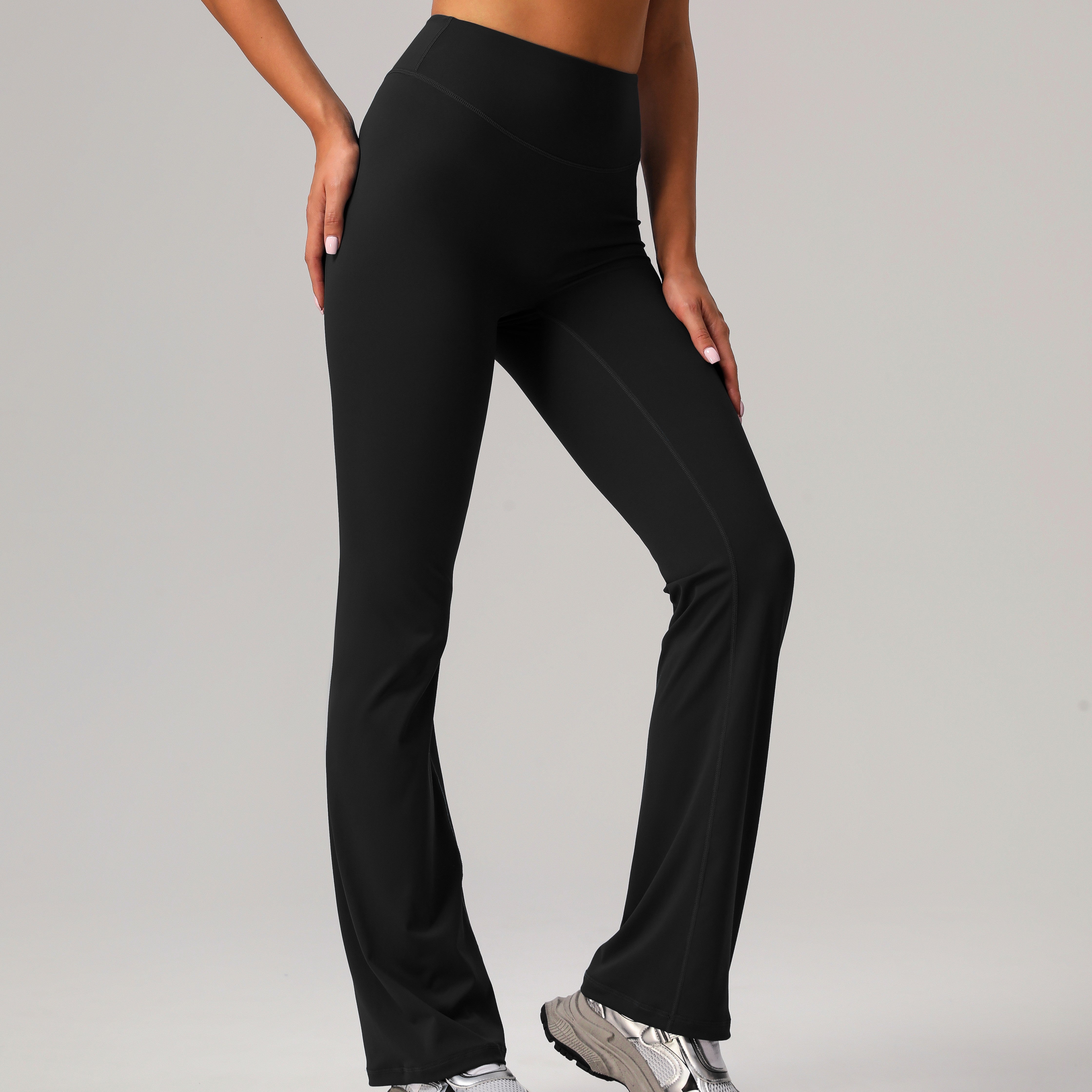 High-Waist Flared Activewear Pants – Stretch Fit & Sleek Design