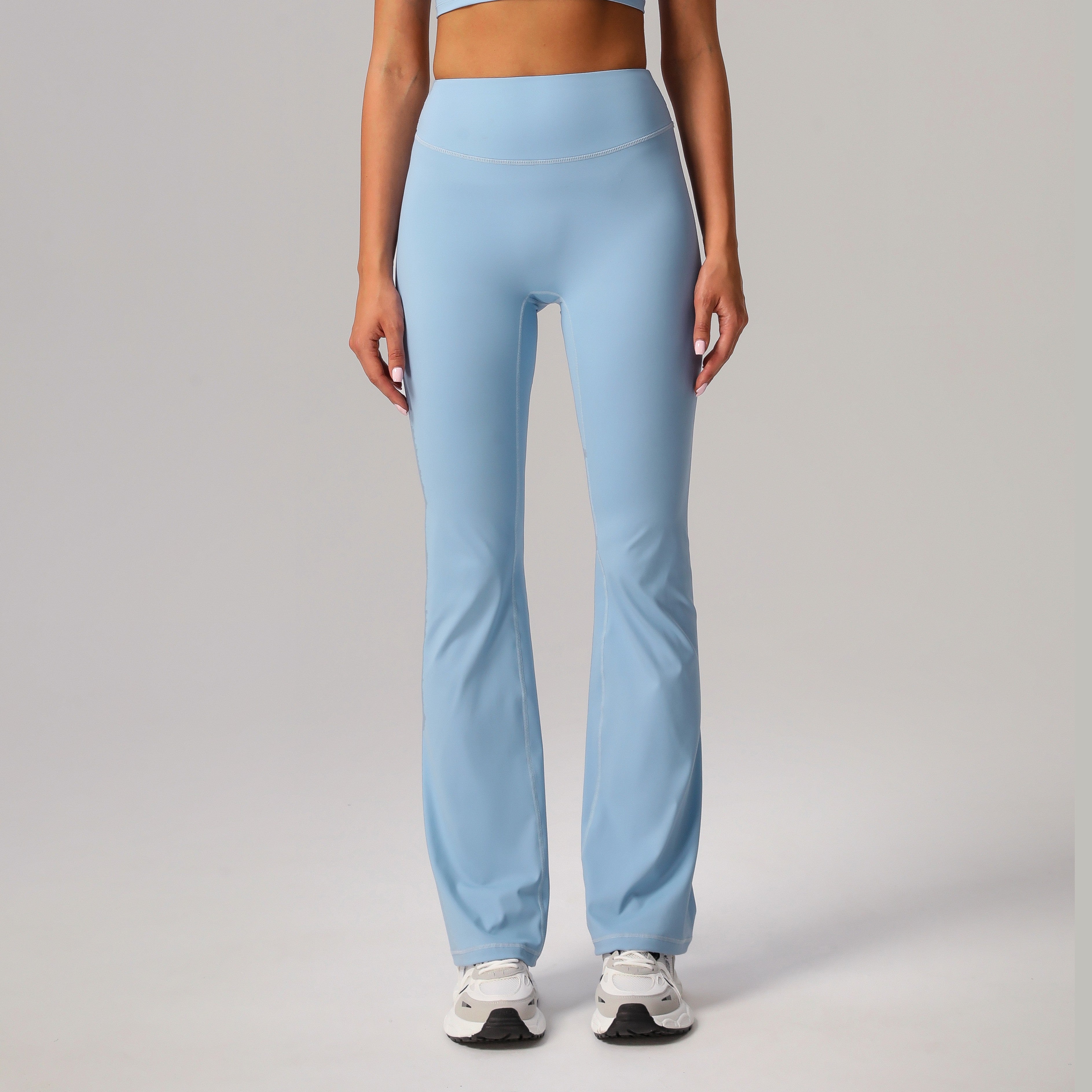 High-Waist Flared Activewear Pants – Stretch Fit & Sleek Design