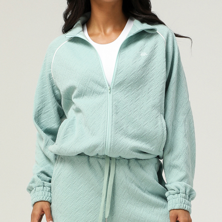 Textured Lightweight Zip-Up Sports Jacket | Breathable Chevron-Pattern Performance Outerwear