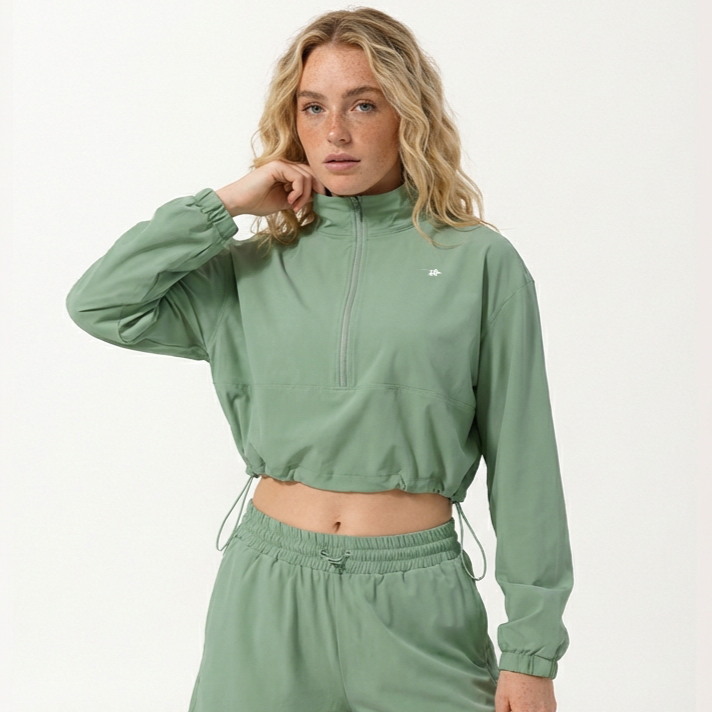 Cropped Athletic Pullover with Half Zip – Lightweight Training Top