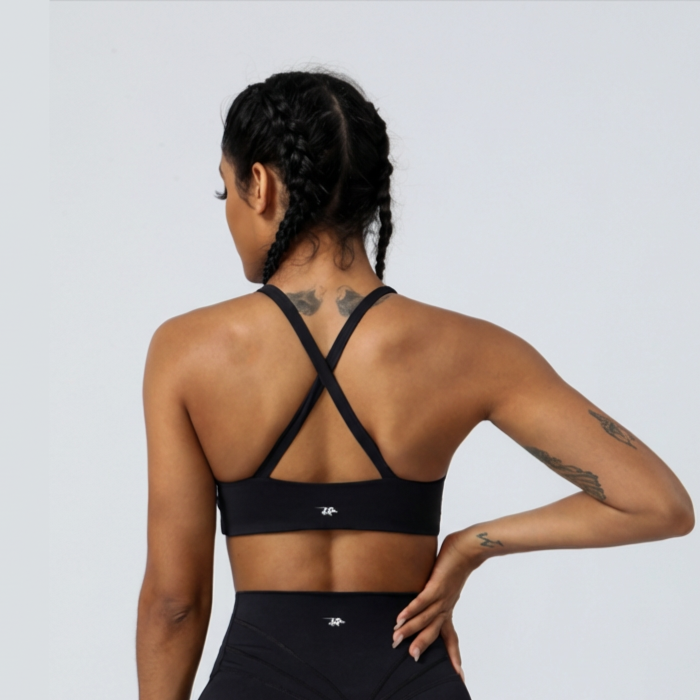Cross-Front Sports Bra – Stylish Fitness & Yoga Workout Top