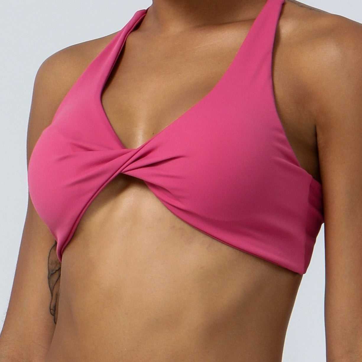 Twist Front Sports Bra – Stretch Fit & Light Support