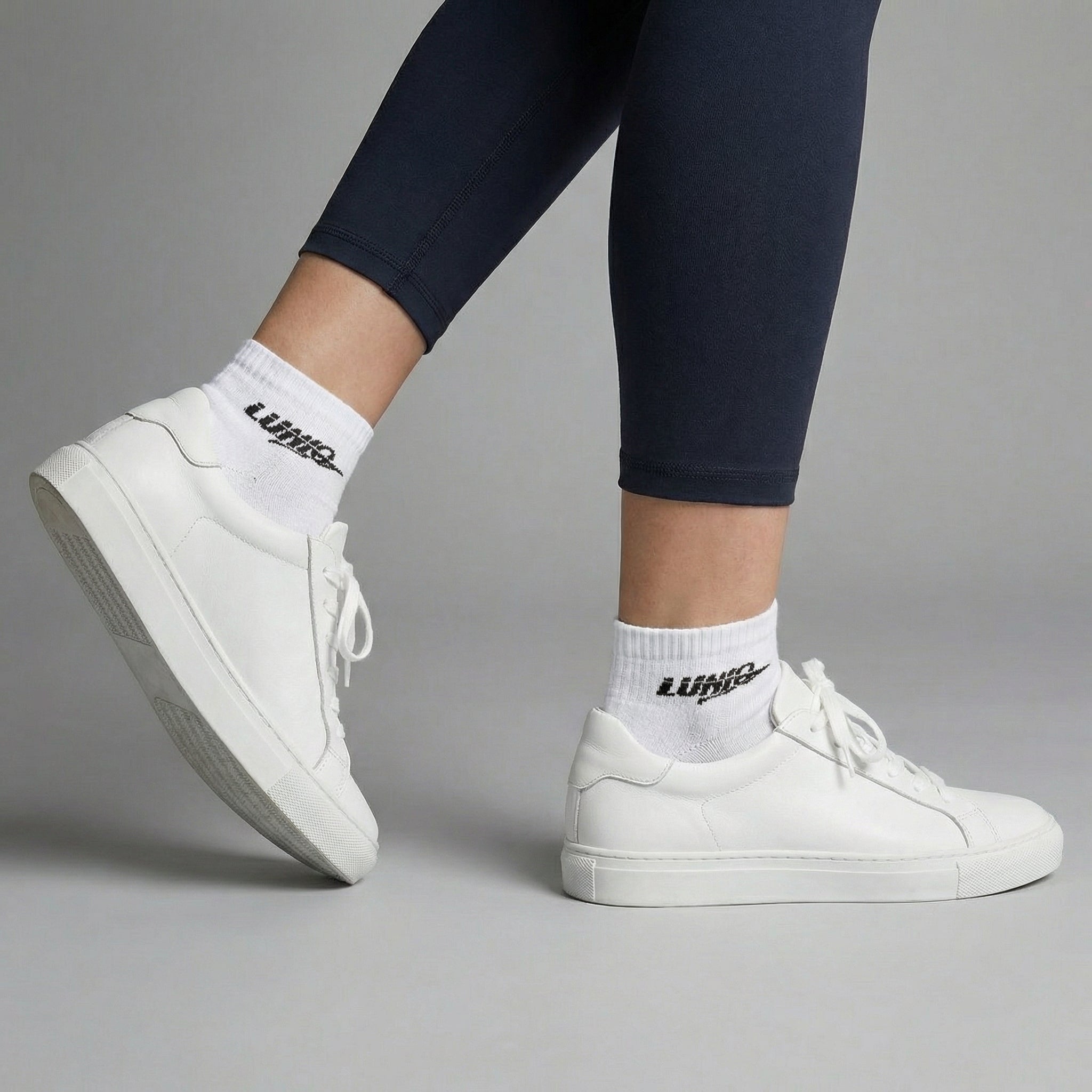 Woman's Ankle Sports Socks – Breathable & Sweat Absorbing