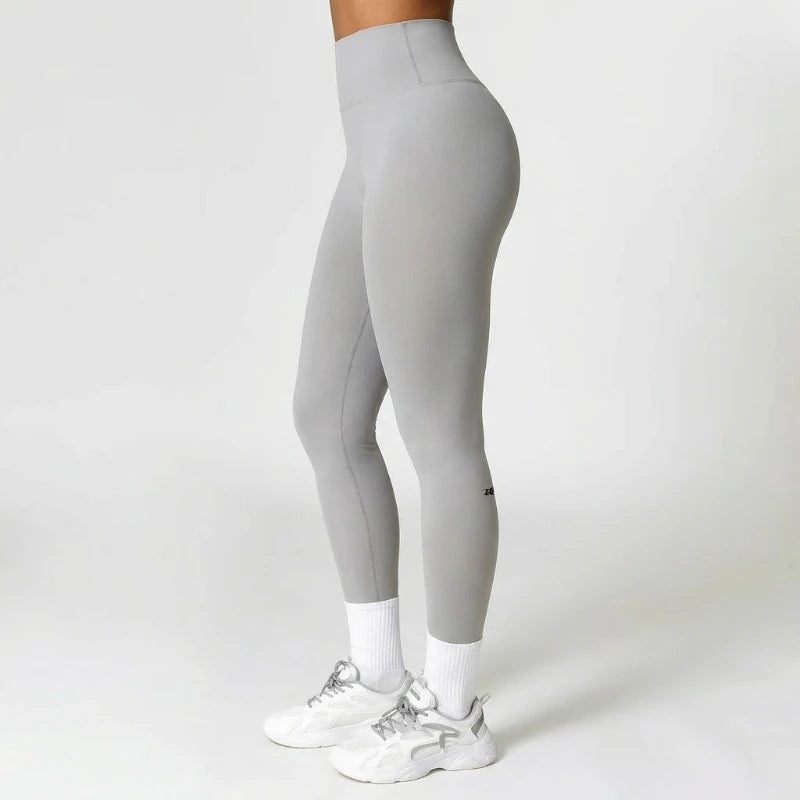 High-Waist Sports Leggings – Natural Look & Flexible Comfort