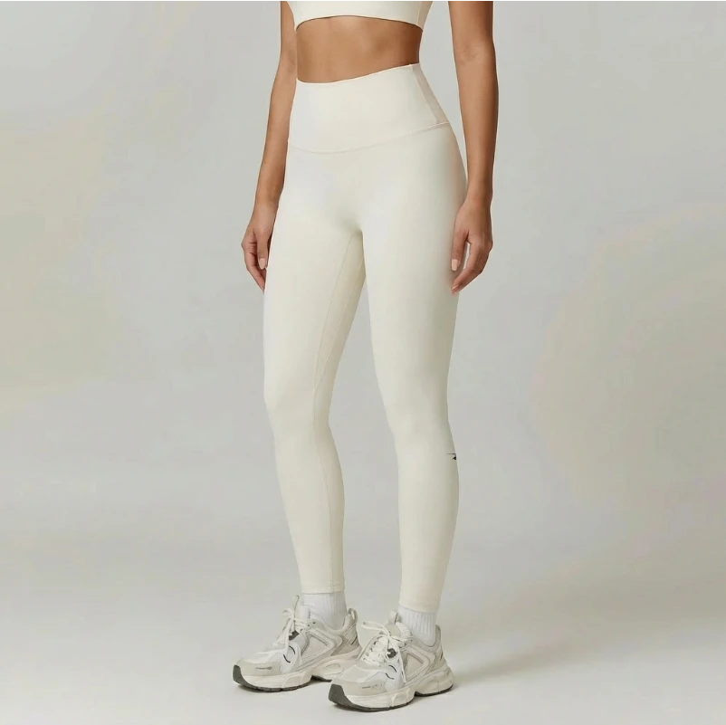 High-Waist Sports Leggings – Natural Look & Flexible Comfort